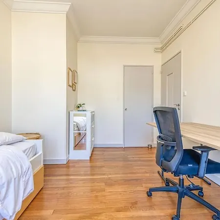Proche Parc Paul Mistral, 2 Chambres, Wifi, Balcon Apartamento
